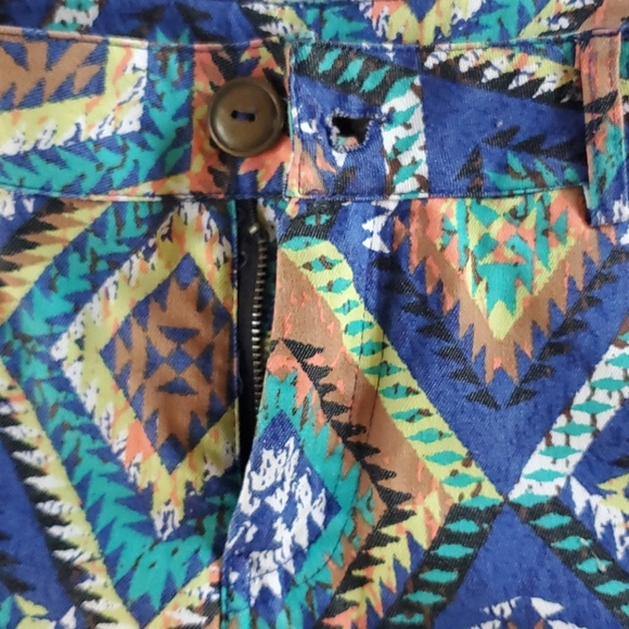 Colorful Tribal Shorts - Picture 7 of 8